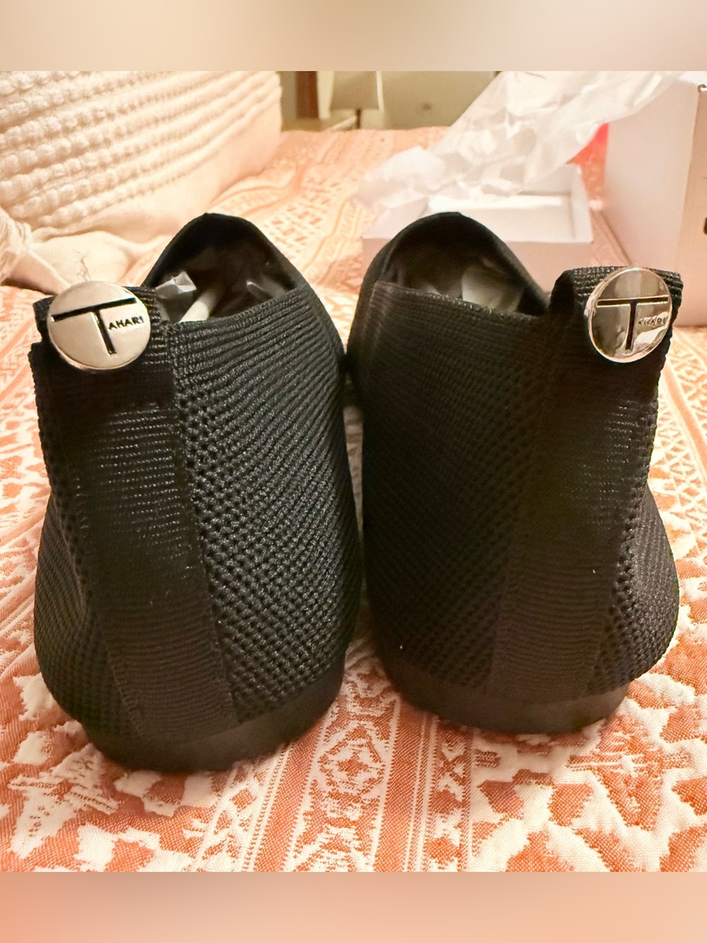 Tahari Black Bali Ballet Flats 7.5 NWT - Picture 4 of 12